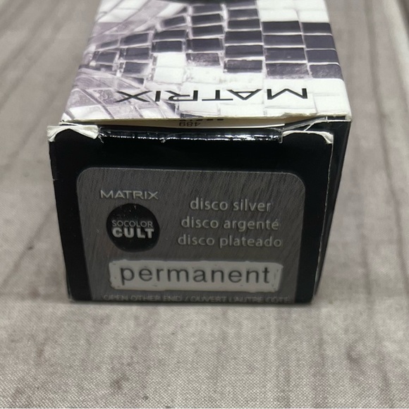 Matrix SoColor Cult Permanent Hair Color Disco Silver 3 oz Tube - Picture 5 of 5